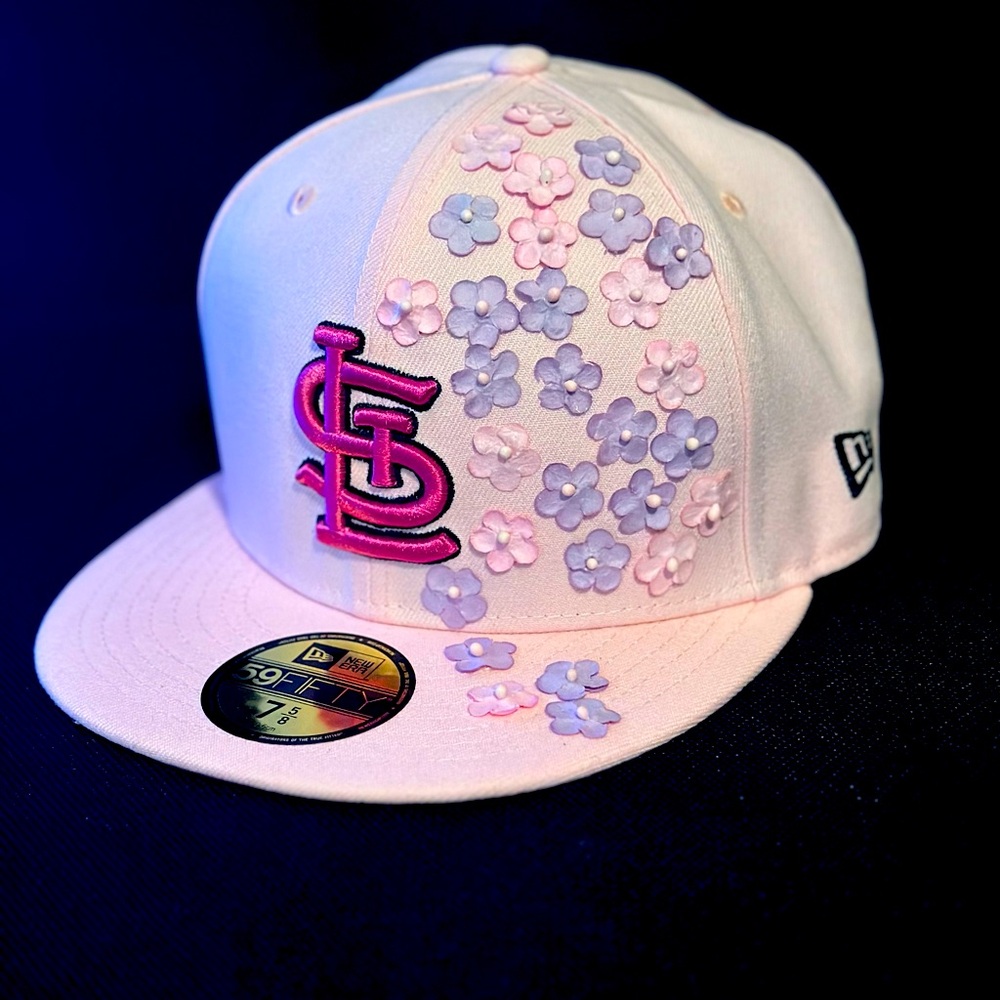 Fitted cap